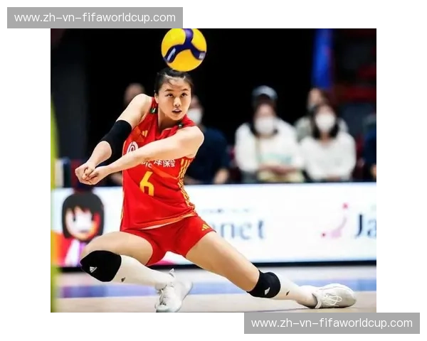 巅峰对决，一触即发！中国女排vs美国女排直播：这不仅是胜负，更是热血的共鸣！